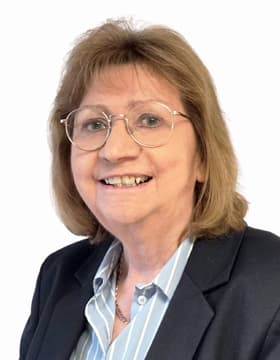 Headshot of Anne Hutchings CEO of Hutchings Pharmacy Sales and Valuations